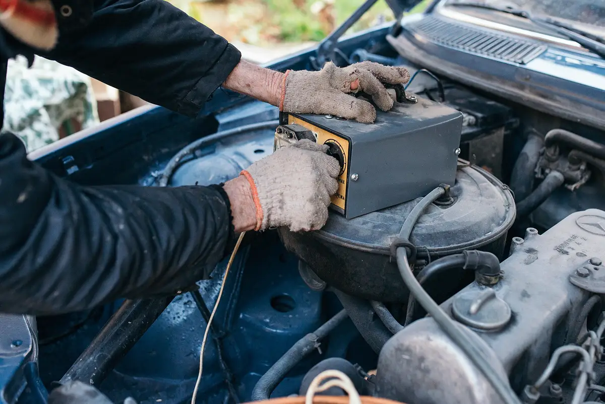 Contrôle de la batterie d'une voiture